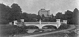 The bridge circa 1905 Tournament Bridge, Eglinton Castle, Irvine, 1906.jpg