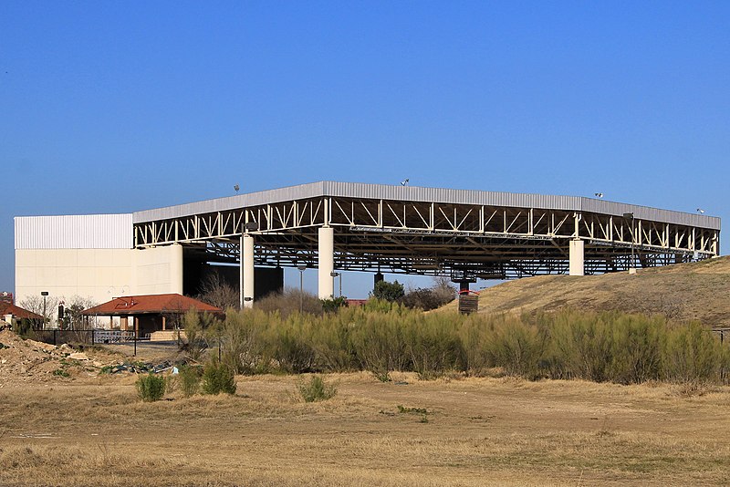 File:Verizon wireless amphitheater selma texas.jpg