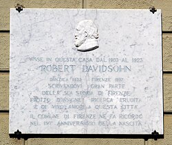 Via dei della robbia 68, plaque robert davidsohn de 2003.JPG