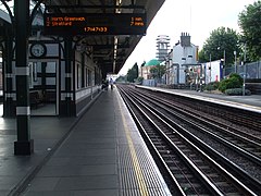 Southbound Jubilee line platform looking north