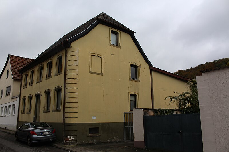 File:Wohnhaus Schloßstr.8 Landstuhl.jpg