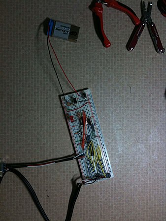 An XGameStation Pico Edition implemented on a breadboard.