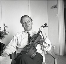 Menuhin during 1963 visit to Israel. Boris Carmi, Meitar collection, National Library of Israel