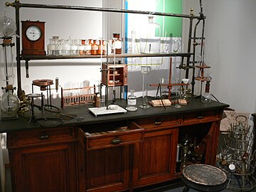 Лаборатория на заводе по производству сахара (1900 год)