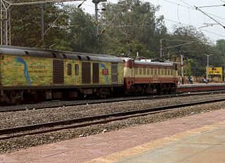 <span class="mw-page-title-main">Santragachi–Chennai Central AC Express</span>