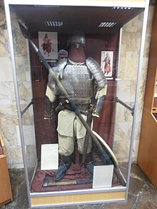 Reconstruction of the armament of a Sargat warrior in Museum of Archeology and Ethnography in Tyumen Rekonstruktsiia dospekhov sargata.JPG