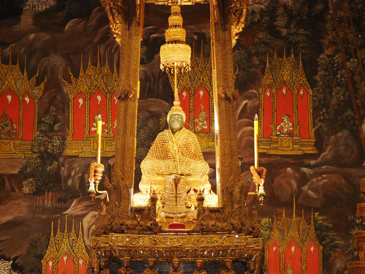 wat phra kaew emerald buddha