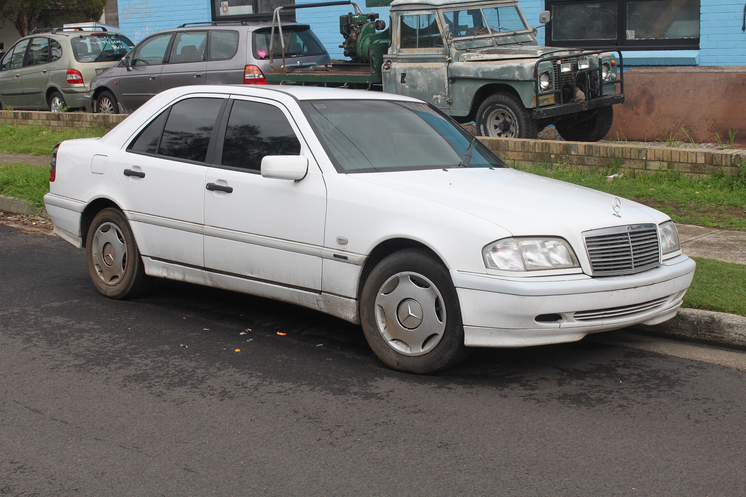 File:Mercedes Benz W202.jpg - Wikipedia