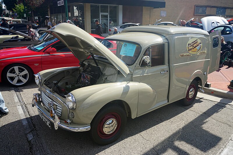 File:2022 Downtown West Allis Classic Car Show 066 (1959 Morris Minor 1000 Panel Truck).jpg