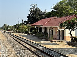 สถานีรถไฟลูกแก ในเส้นทางรถไฟสายใต้ เป็นสถานที่คมนาคมคอยให้บริการด้านการเดินทางกับประชาชนในพื้นที่เทศบาล