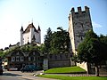 Deutsch: Schloss Thun und Chutziturm, Thun, Schweiz English: Castle Thun and Chutzi Tower, Thun, Switzerland Camera location 46° 45′ 41″ N, 7° 37′ 44.7″ E    View all coordinates using: OpenStreetMap