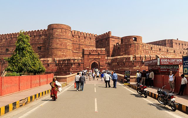 Agra Fort - Wikipedia