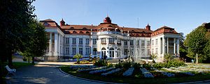 Alžbětiny lázně - jedno z míst, kde zasedá Zastupitelstvo města Karlovy Vary