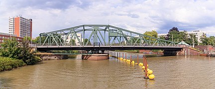 Alte Geestebrücke Bremerhaven, view from southwest