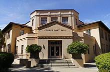 Hart Hall at UC Davis, built in 1928, is listed in the National Register of Historic Places. Animal Science Building, UC Davis (cropped).jpg