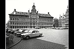 Thumbnail for File:Antwerpen Grote Markt 1 - 22946 - onroerenderfgoed.jpg