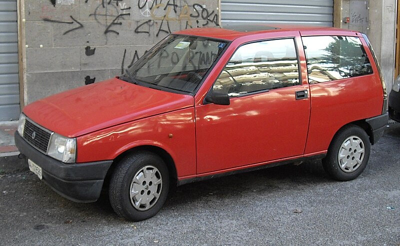 File:Autobianchi Y10 red.JPG