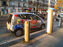 Autolib' Station, Paris, Boulevard Diderot 02.jpg