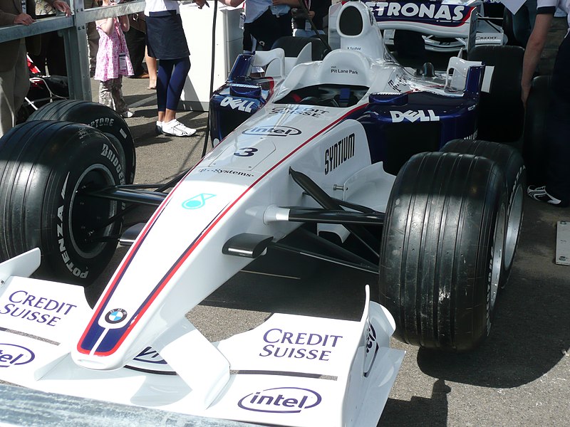 File:BMW Sauber (2635875575).jpg