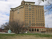 The abandoned Baker Hotel in Mineral Wells BakerHotelTX.jpg