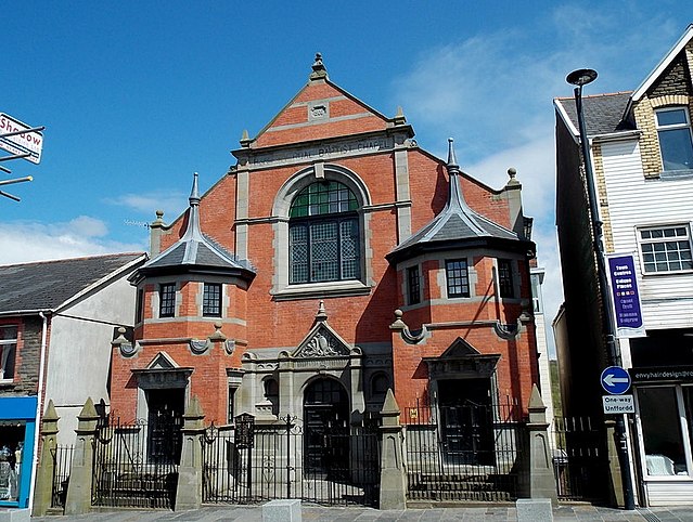 Baptist chapel converted to Public Library