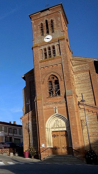 File:Beaumont-sur-Lèze église (cropped).jpg