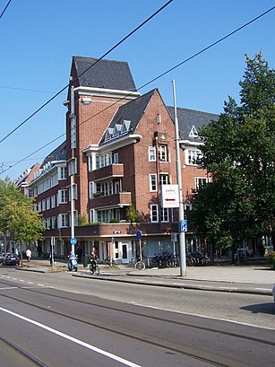 Hoe gaan naar Beethovenstraat, 1077 KX Amsterdam met het openbaar vervoer - Over de plek