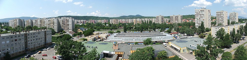 Larĝa panoramo en Békásmegyer