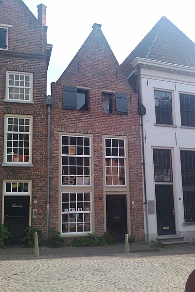 File:Bergkerkplein 6 Deventer.jpg