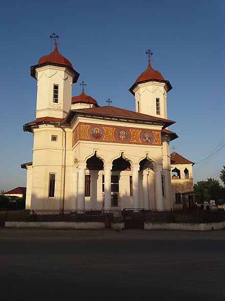 The Church of St. Nicholas, located in the village of Desa. Biserica Sfantul Nicolae din Desa.jpg