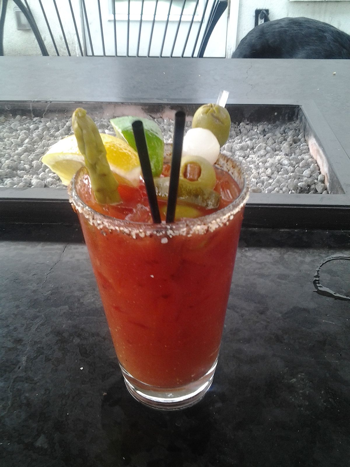 https://upload.wikimedia.org/wikipedia/commons/thumb/7/7e/Bloody_Mary_2.jpg/1200px-Bloody_Mary_2.jpg