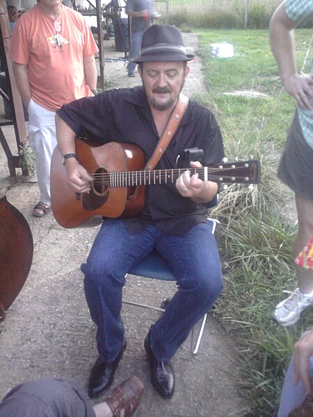 File:Bob Driver Singers Glen VA June 2012.jpg