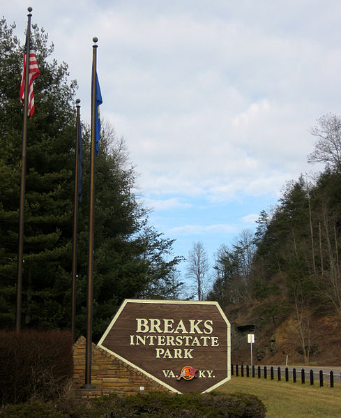 Image: Breaks Interstate Park sign