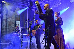 Faun beim Burgfolk Festival 2013 auf Schloss Broich