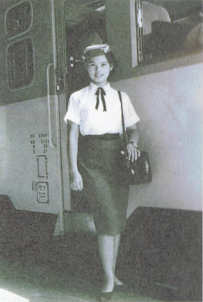 File:Car attendant of TRA 1st generation Taitung Line diesel express.jpg