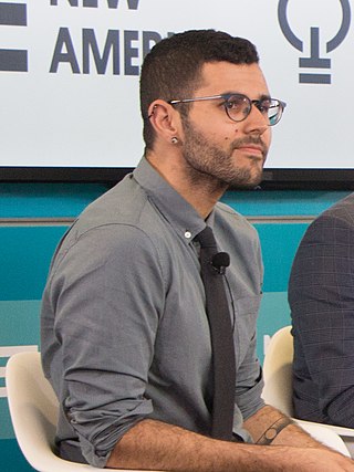 <span class="mw-page-title-main">Carlos Maza</span> American journalist and video producer