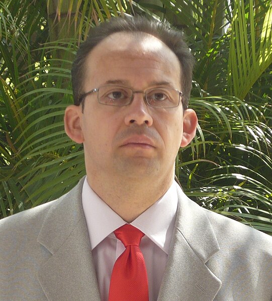 File:Carlos Sabillon, Dr.jpg