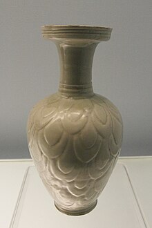 File:Celadon_vase_with_carved_lotus_petals.jpg