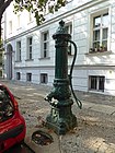 Charlottenburg Christstraße water pump 74.jpg