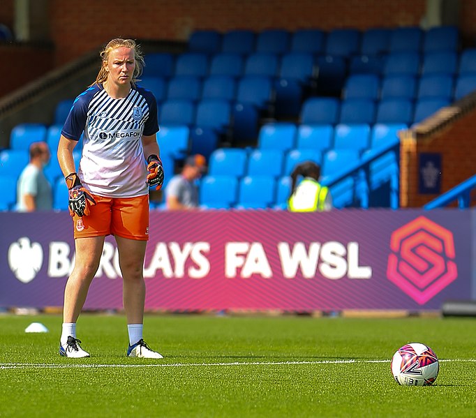 File:Chelsea FC Women v Everton FC Women, 12 September 2021 (02).jpg