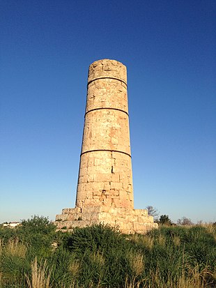 La Colonna Pizzuta, monumento di epoca greca del III secolo a.C.