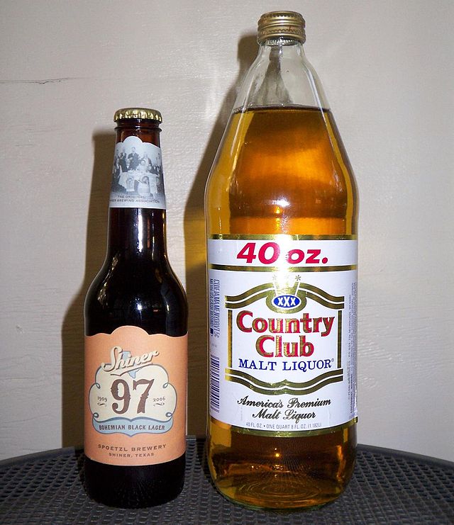 https://upload.wikimedia.org/wikipedia/commons/thumb/7/7e/CountryClubShiner.jpg/640px-CountryClubShiner.jpg