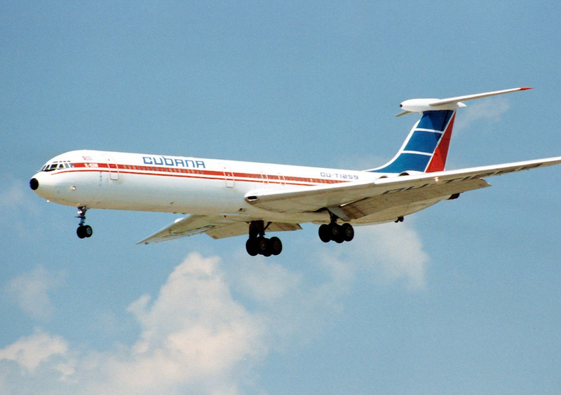 File:Cubana Il-62M CU-T1259 YYZ 1994-6-12.png
