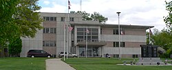 Cuming County Courthouse (Nebraska) from W 1.JPG