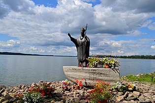Pomnik Jana Pawła II w Czaplinku