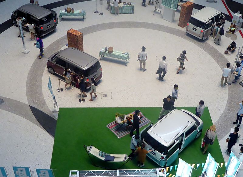 File:Daihatsu MOVE CANBUS (DBA-LA800S).jpg