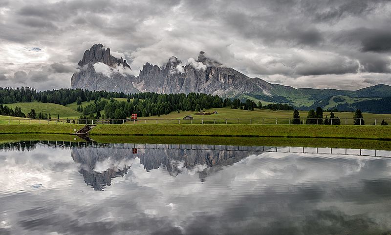 File:Dark and gloomy atmosphere at Alpe di Siusi in italian Dolomites.jpg