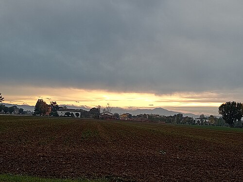 Dark clouds in Via Modena