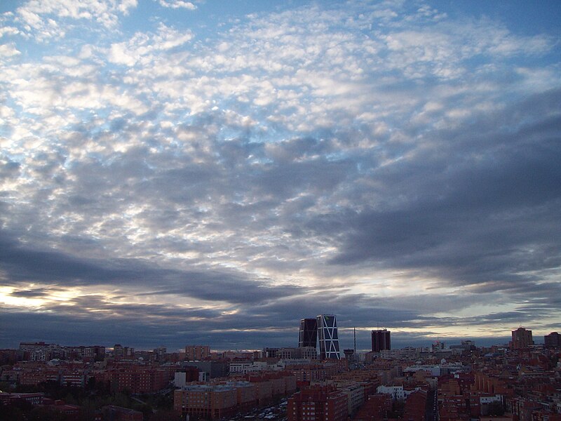 File:De Madrid al cielo 85.jpg