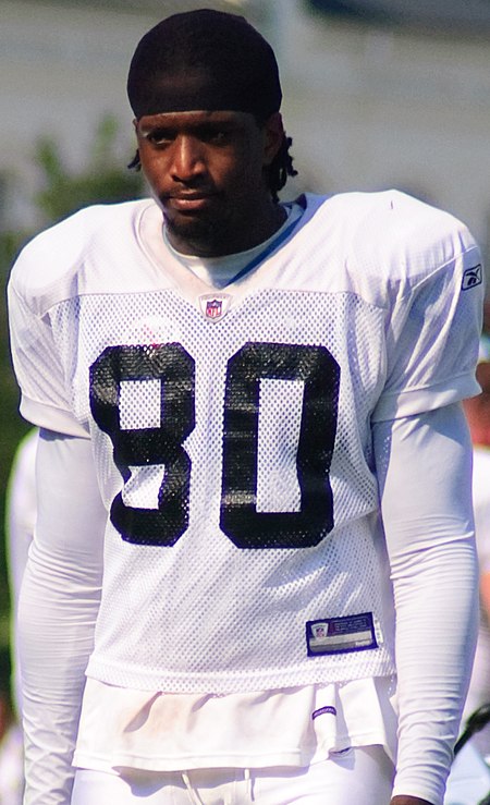 Dwayne Jarrett (cropped).jpg